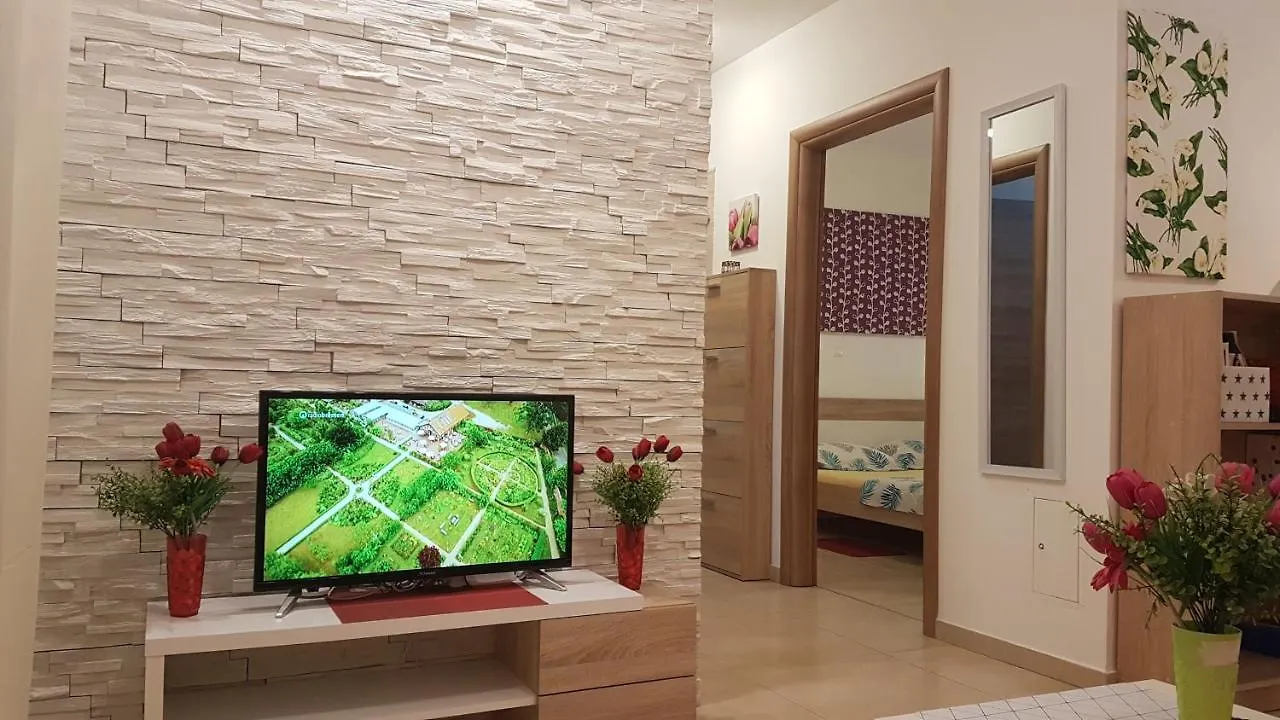 Apartments Brist Hills Pula