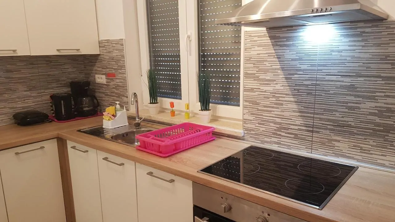 Apartments Brist Hills Pula