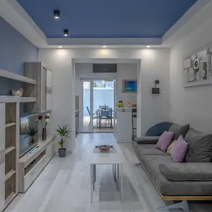 Apartment Arena Blue Dream - Modern With Terrace, Pula