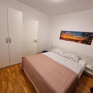 rezervirajte ovdje