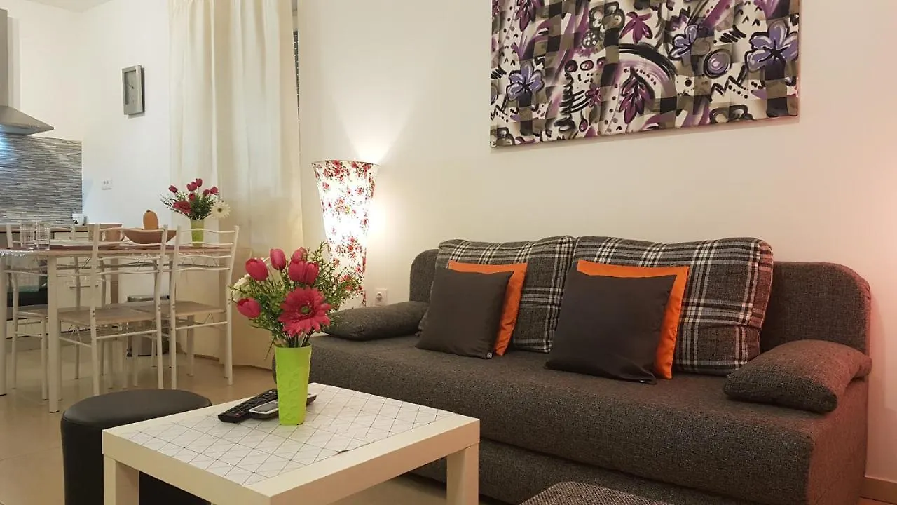 Apartments Brist Hills PUY