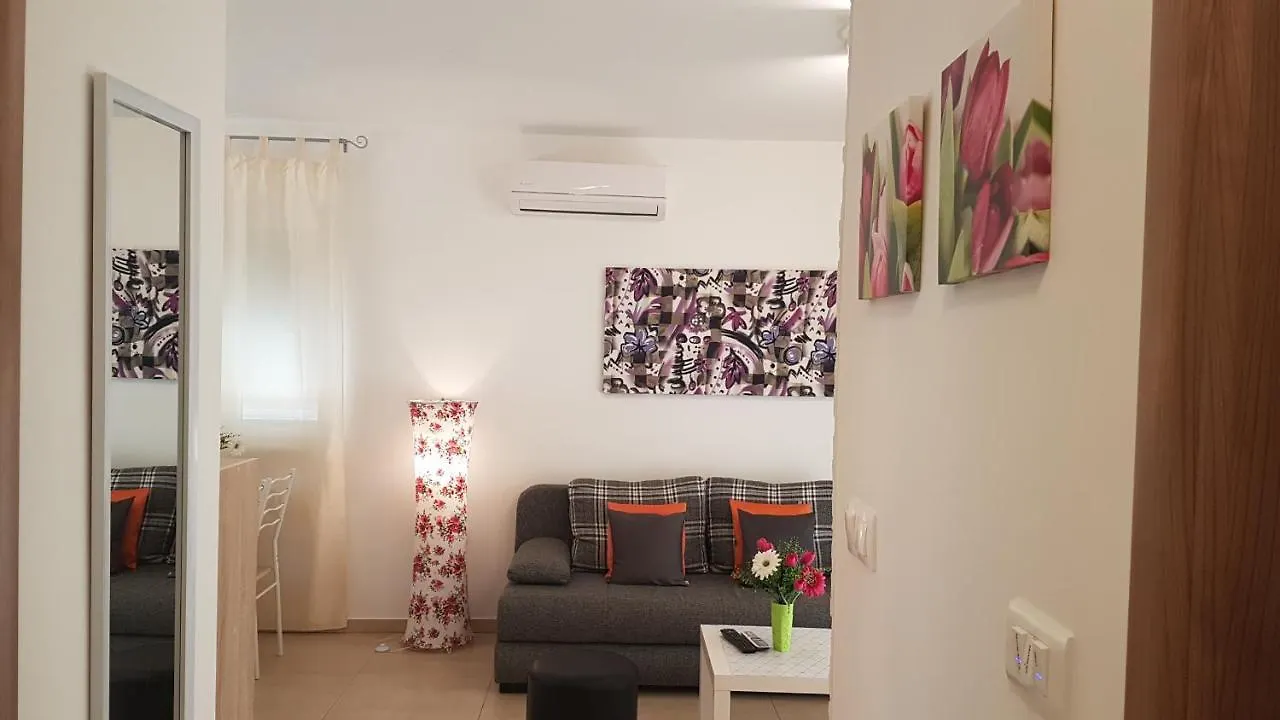 Apartments Brist Hills Pula