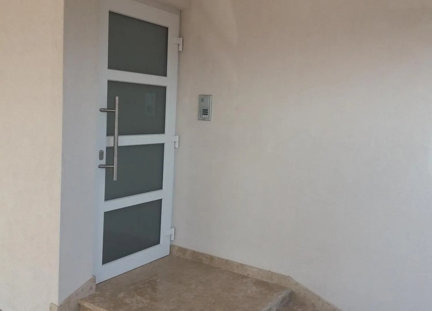 Apartments Brist Hills PUY