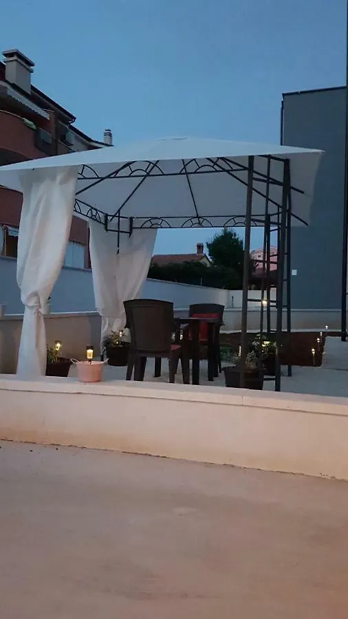 Apartments Brist Hills PUY